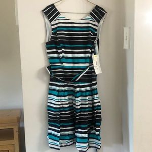 Amanda Lane size 6 Black, white teal striped with belt.